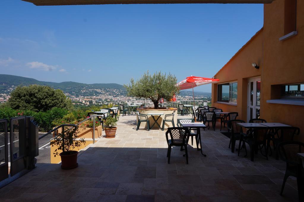 Logis Hotel Le Col De L'Ange Драгиньян Экстерьер фото